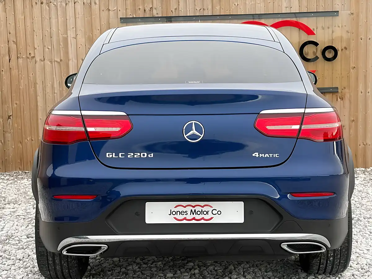 Used 2017 Mercedes-Benz Glc AMG Line (premium) Blue - Interior and Exterior details 9