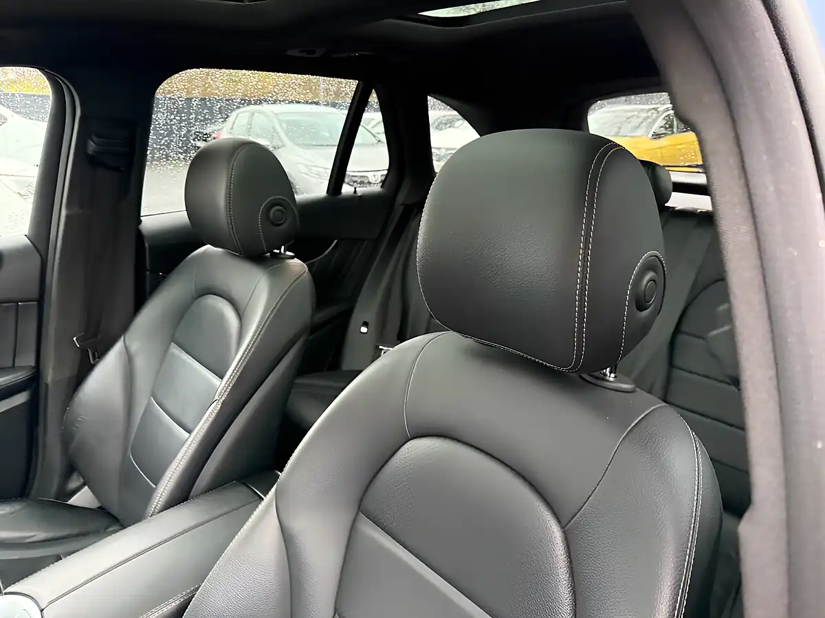 Used 2017 Mercedes-Benz Glc AMG Line (premium) Blue - Interior and Exterior details 15