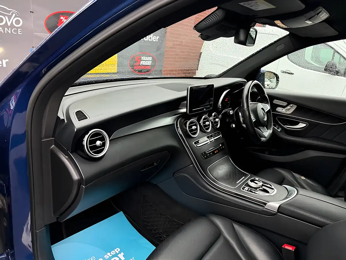 Used 2017 Mercedes-Benz Glc AMG Line (premium) Blue - Interior and Exterior details 18