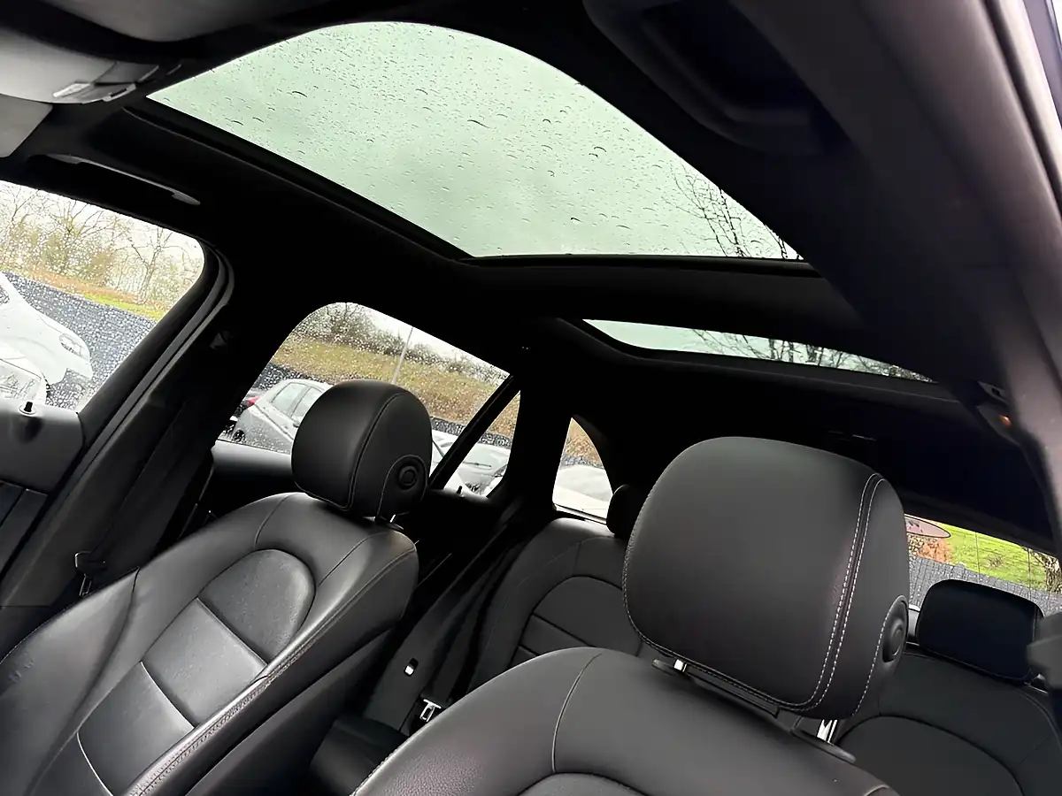 Used 2017 Mercedes-Benz Glc AMG Line (premium) Blue - Interior and Exterior details 20