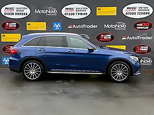 Used 2017 Mercedes-Benz Glc AMG Line (premium) Blue - Interior and Exterior details 5
