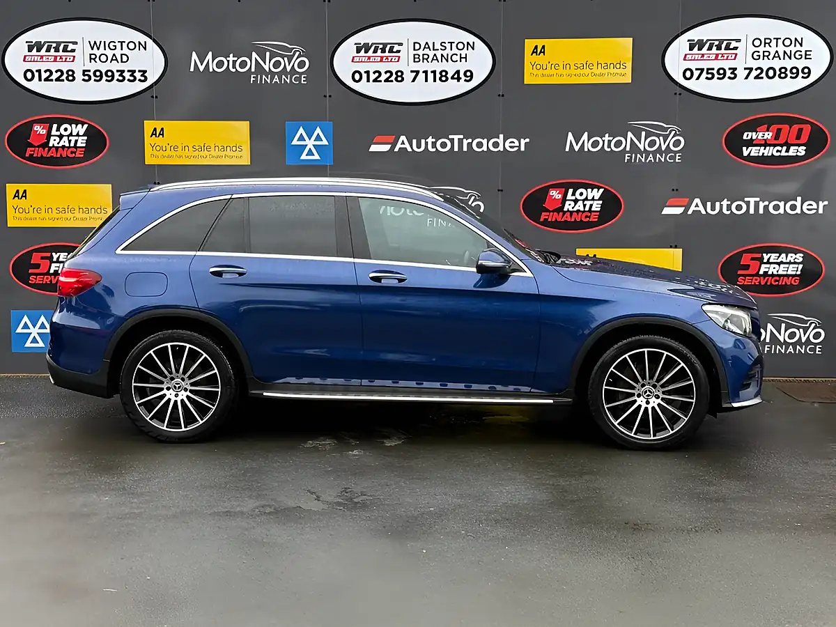 Used 2017 Mercedes-Benz Glc AMG Line (premium) Blue - Interior and Exterior details 5