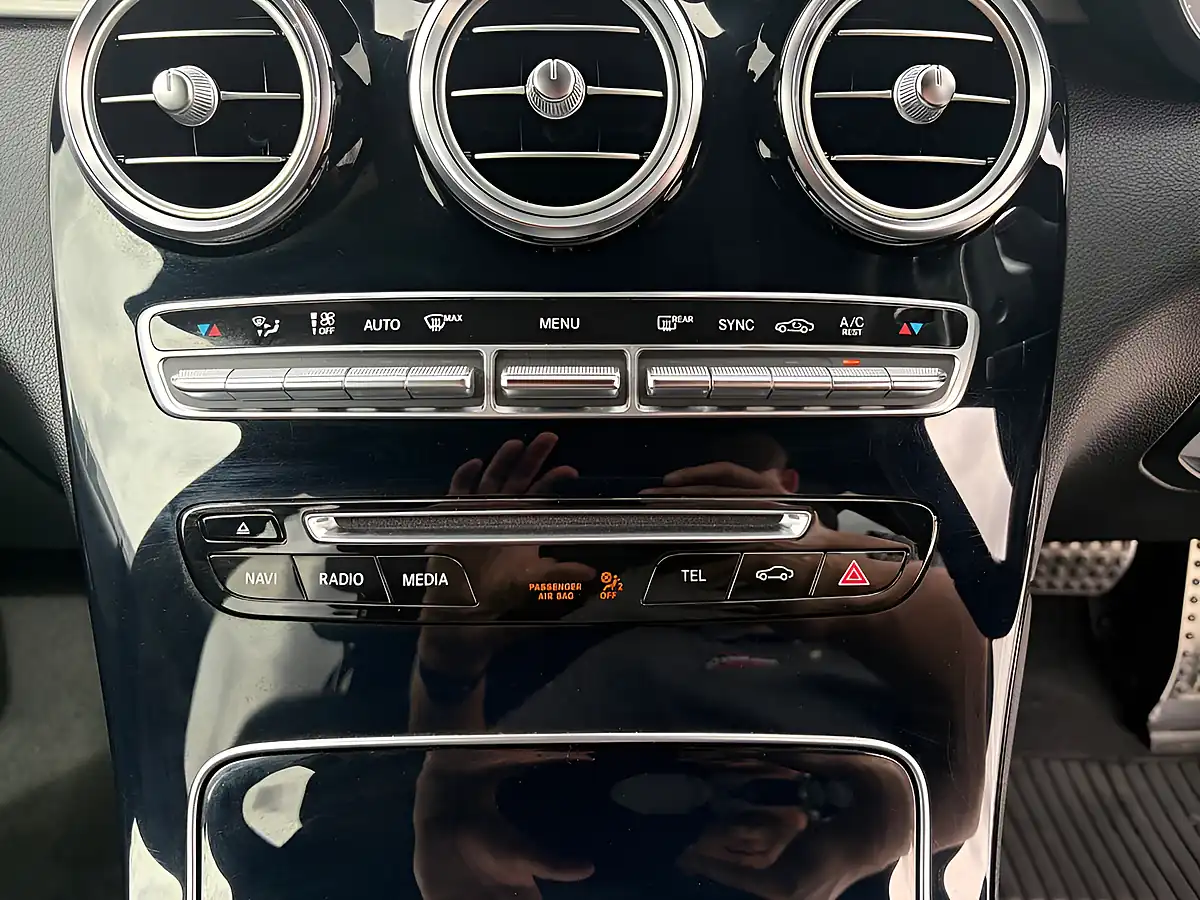 Used 2017 Mercedes-Benz Glc AMG Line (premium) Grey - Interior and Exterior details 18
