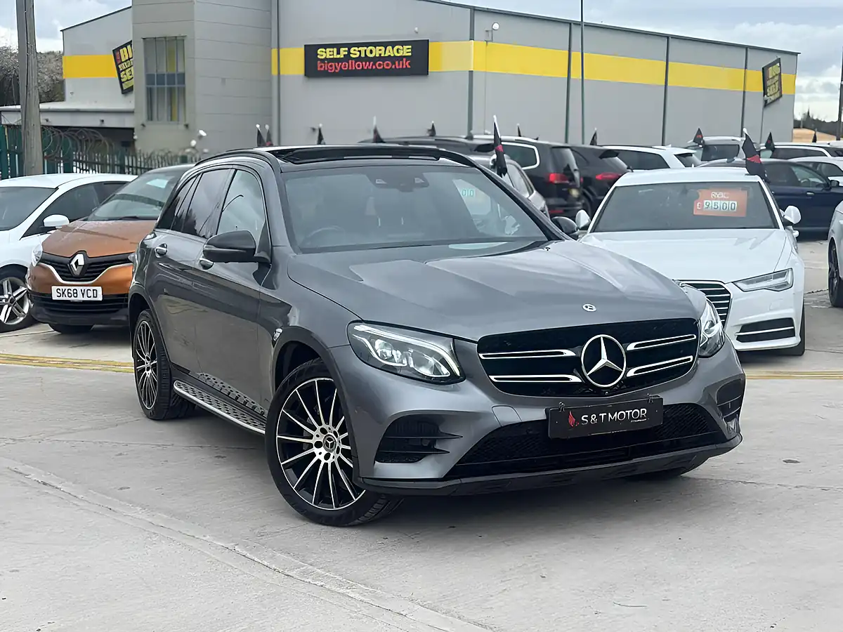 Used 2017 Mercedes-Benz Glc AMG Line (premium) Grey - Front View
