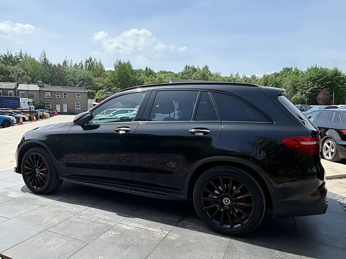 Used 2017 Mercedes-Benz Glc AMG Line (premium Plus) Black - Interior and Exterior details 8