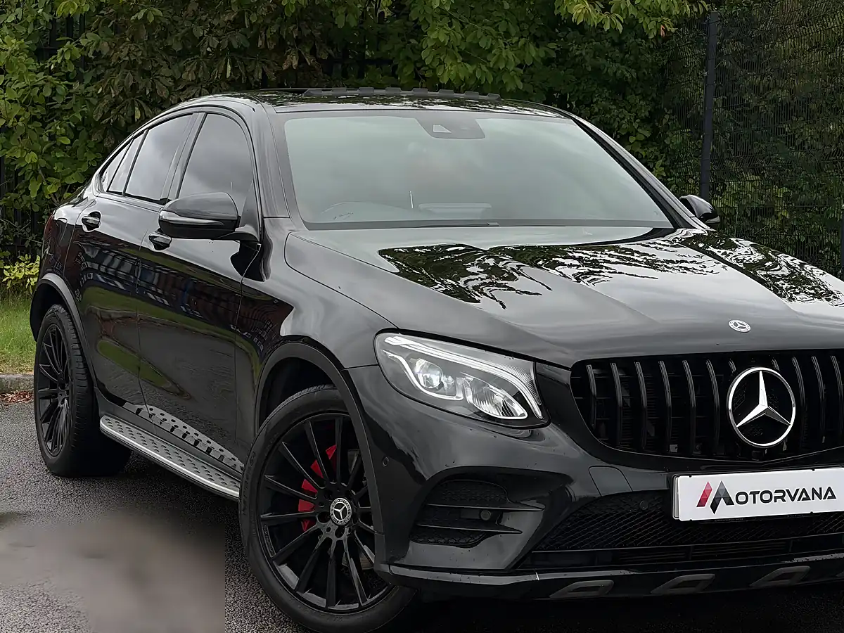 Used 2017 Mercedes-Benz Glc AMG Line (premium Plus) Coupe Black - Interior and Exterior details 6