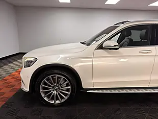 Used 2017 Mercedes-Benz Glc AMG Line Premium Plus Diamond White - Interior and Exterior details 8