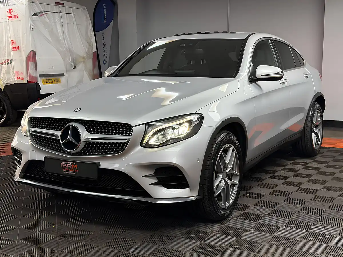 Used 2017 Mercedes-Benz Glc AMG Line Premium Plus Iridium Silver - Interior and Exterior details 3