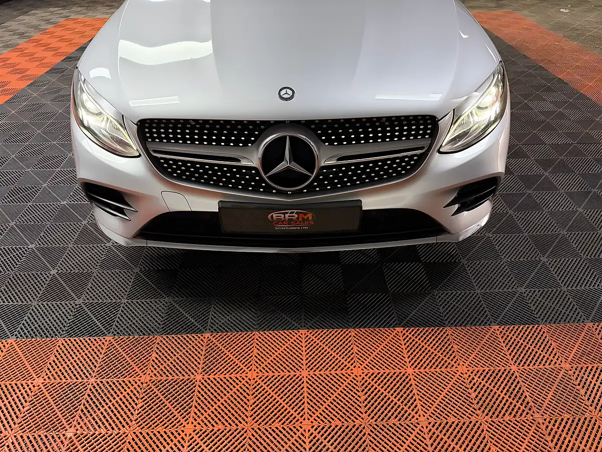 Used 2017 Mercedes-Benz Glc AMG Line Premium Plus Iridium Silver - Interior and Exterior details 6