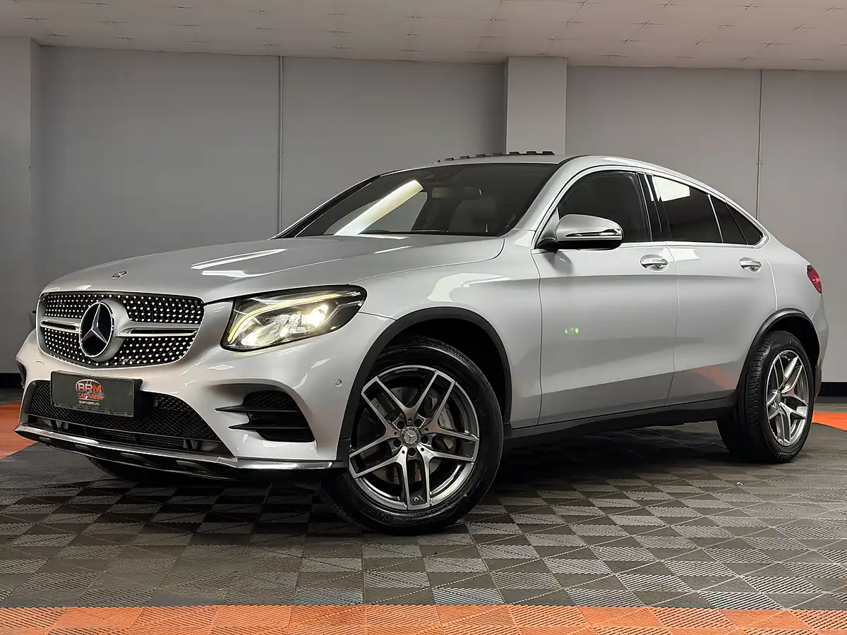 Used 2017 Mercedes-Benz Glc AMG Line Premium Plus Iridium Silver - Interior and Exterior details 7