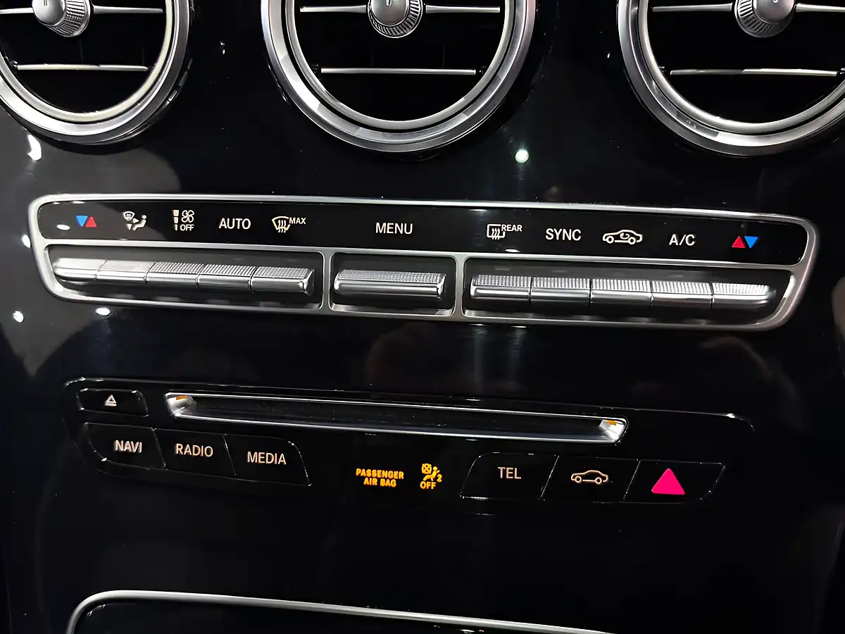 Used 2017 Mercedes-Benz Glc AMG Line (premium Plus) Obsidian Black - Interior and Exterior details 19