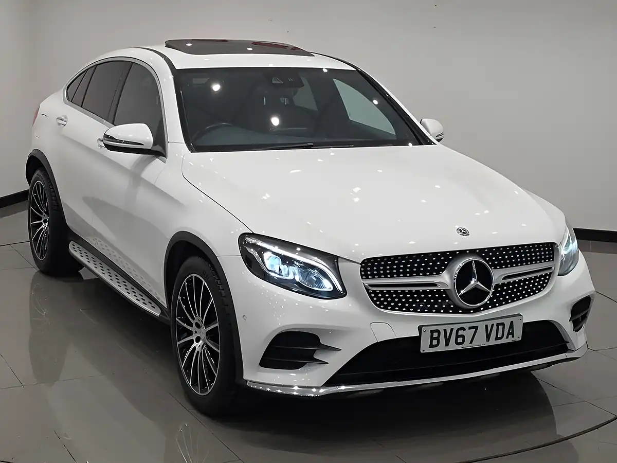 Used 2017 Mercedes-Benz Glc AMG Line Premium Plus White - Interior and Exterior details 9