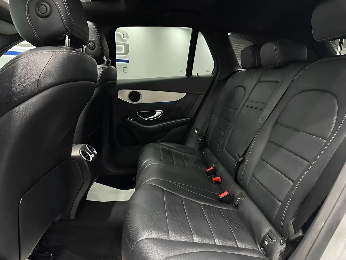 Used 2017 Mercedes-Benz Glc AMG Line Premium Silver - Interior and Exterior details 18