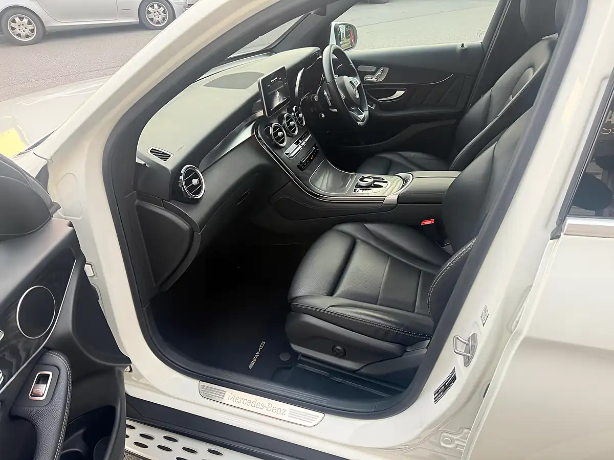 Used 2017 Mercedes-Benz Glc AMG Line (premium) White - Interior and Exterior details 18