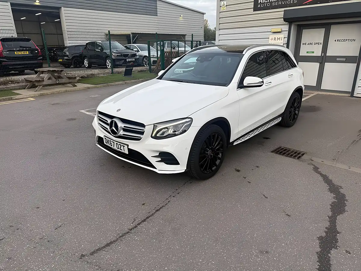 Used 2017 Mercedes-Benz Glc AMG Line (premium) White - Interior and Exterior details 5