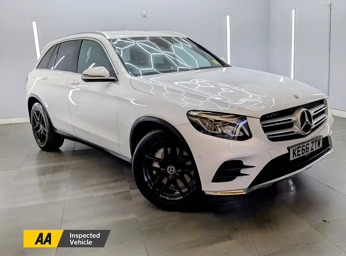 Used 2017 Mercedes-Benz Glc AMG Line White - Front View