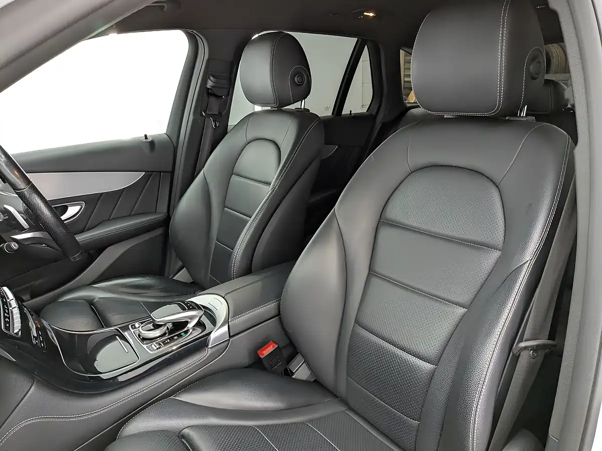 Used 2017 Mercedes-Benz Glc AMG Line White - Interior and Exterior details 14