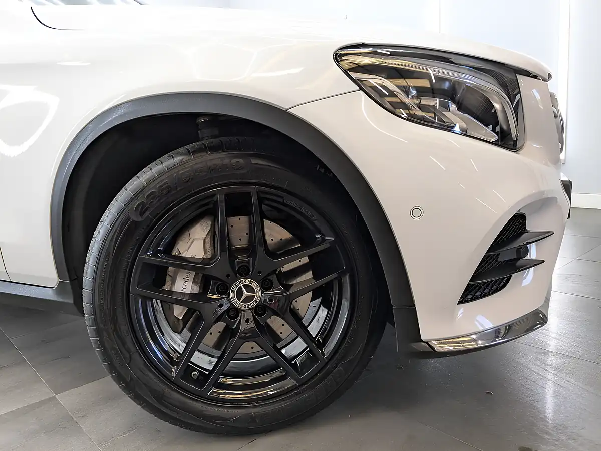 Used 2017 Mercedes-Benz Glc AMG Line White - Interior and Exterior details 5