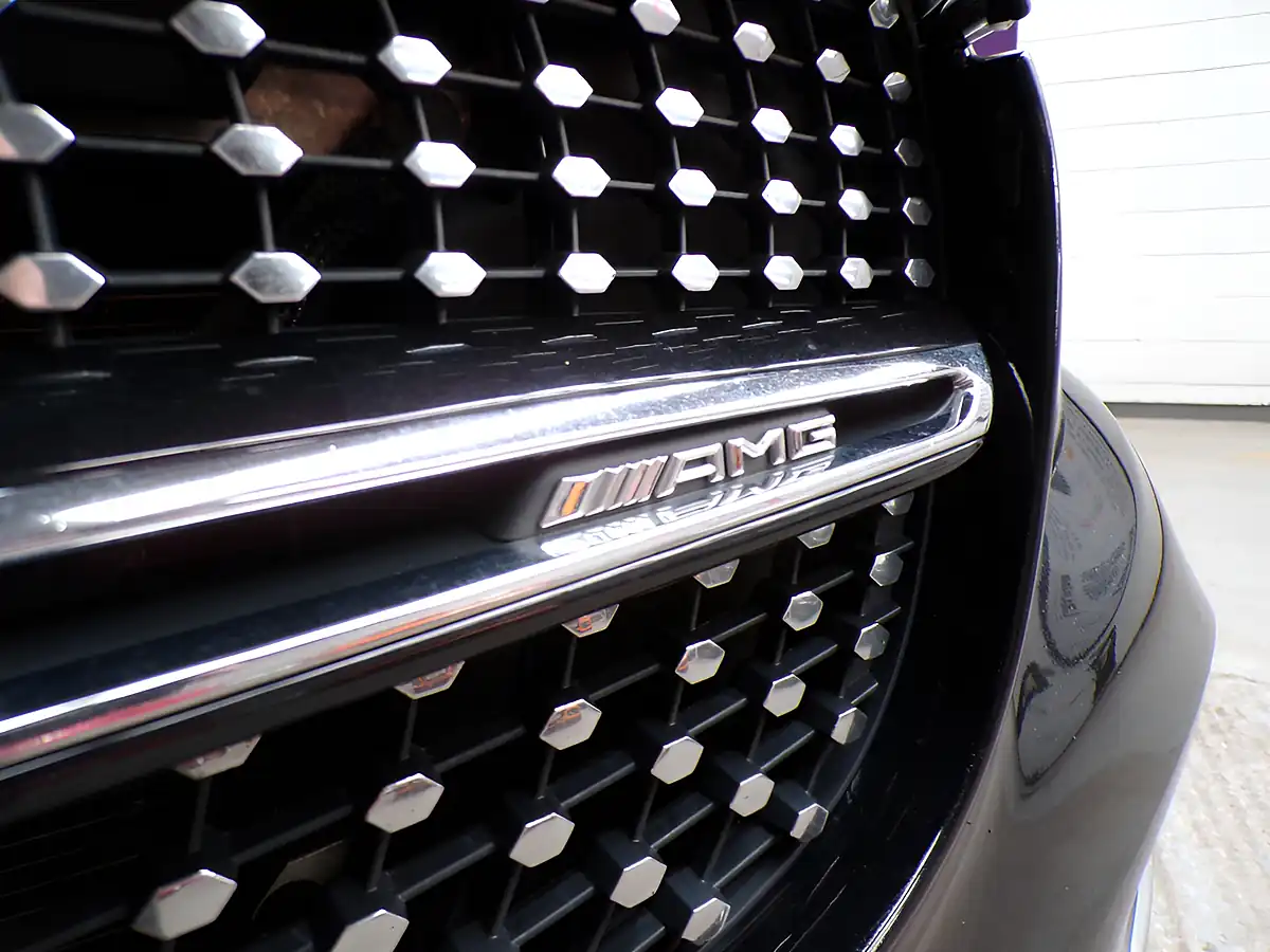 Used 2017 Mercedes-Benz Glc-Class AMG Black - Interior and Exterior details 4