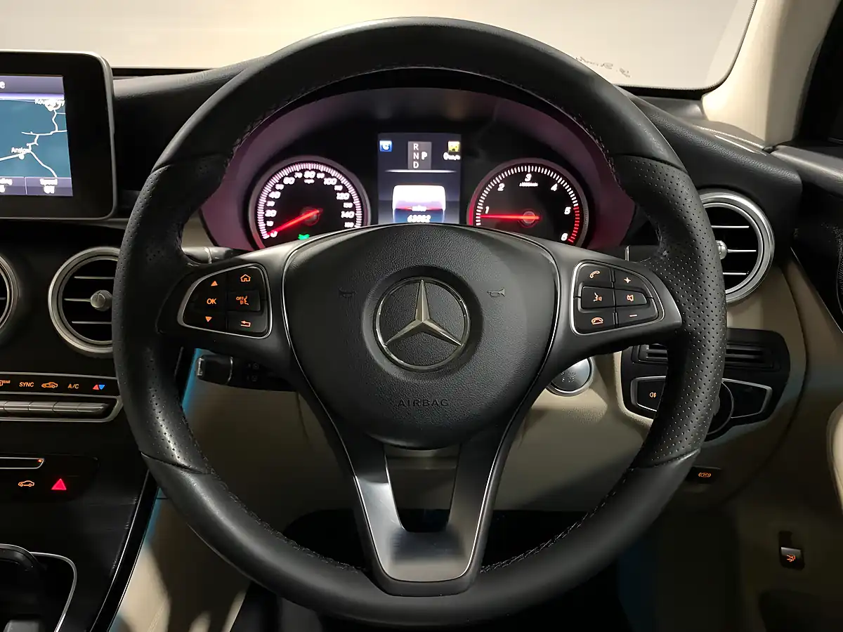 Used 2017 Mercedes-Benz Glc Sport (premium) Coupe Blue - Interior and Exterior details 19