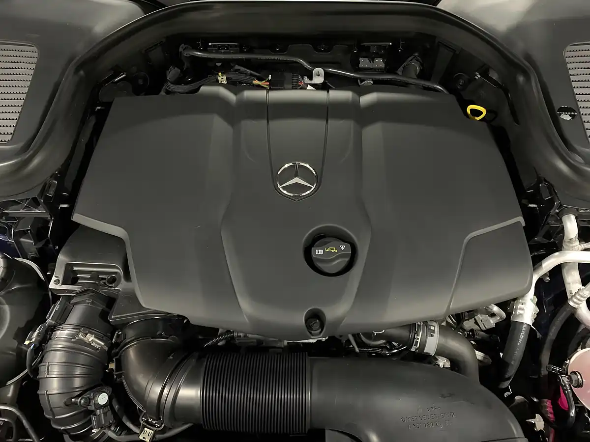 Used 2017 Mercedes-Benz Glc Sport (premium) Coupe Blue - Interior and Exterior details 20