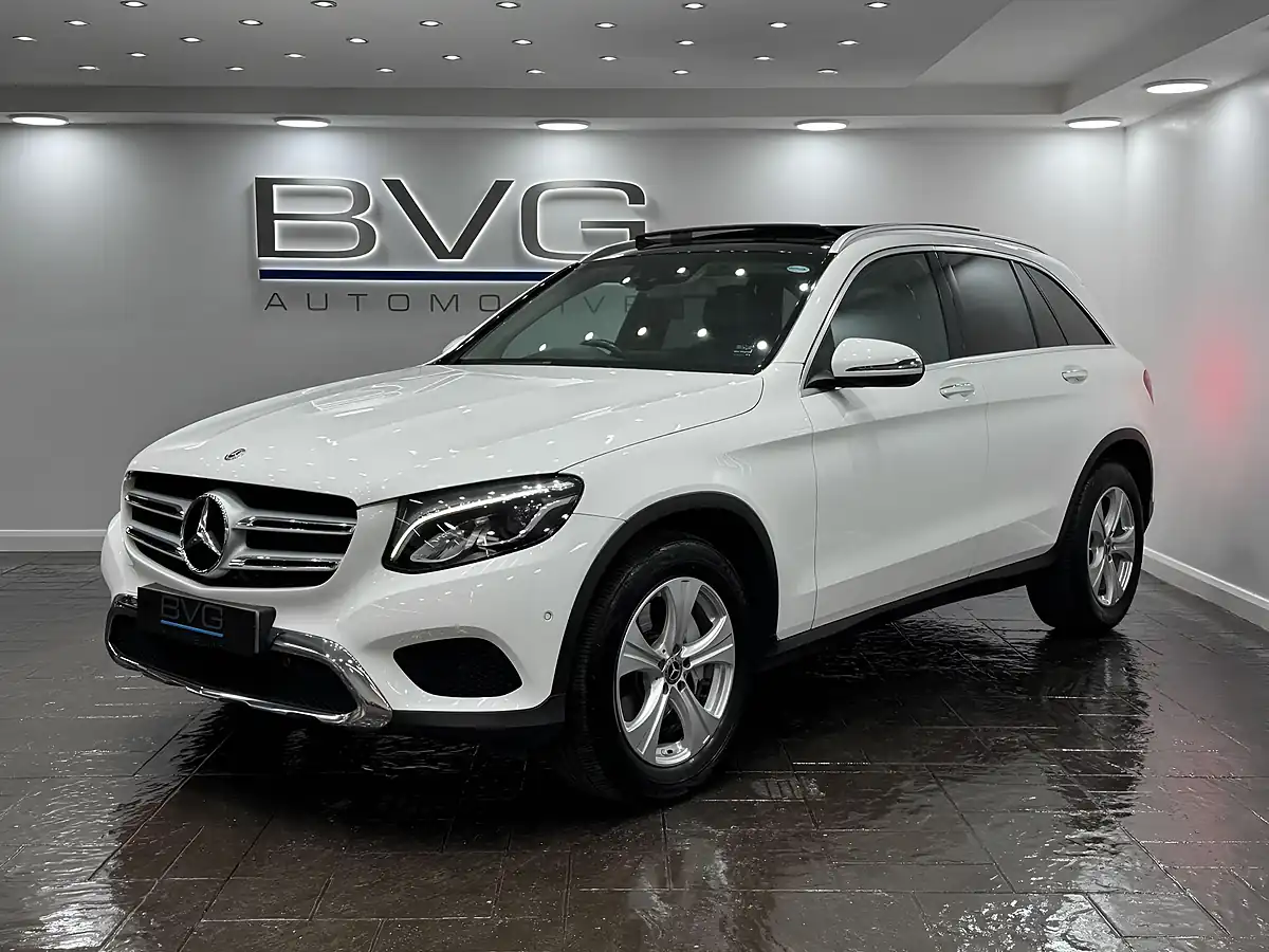 Used 2017 Mercedes-Benz Glc Sport Premium White - Interior and Exterior details 5