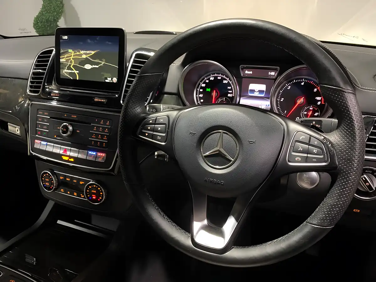 Used 2017 Mercedes-Benz Gle Designo Line Black - Interior and Exterior details 7