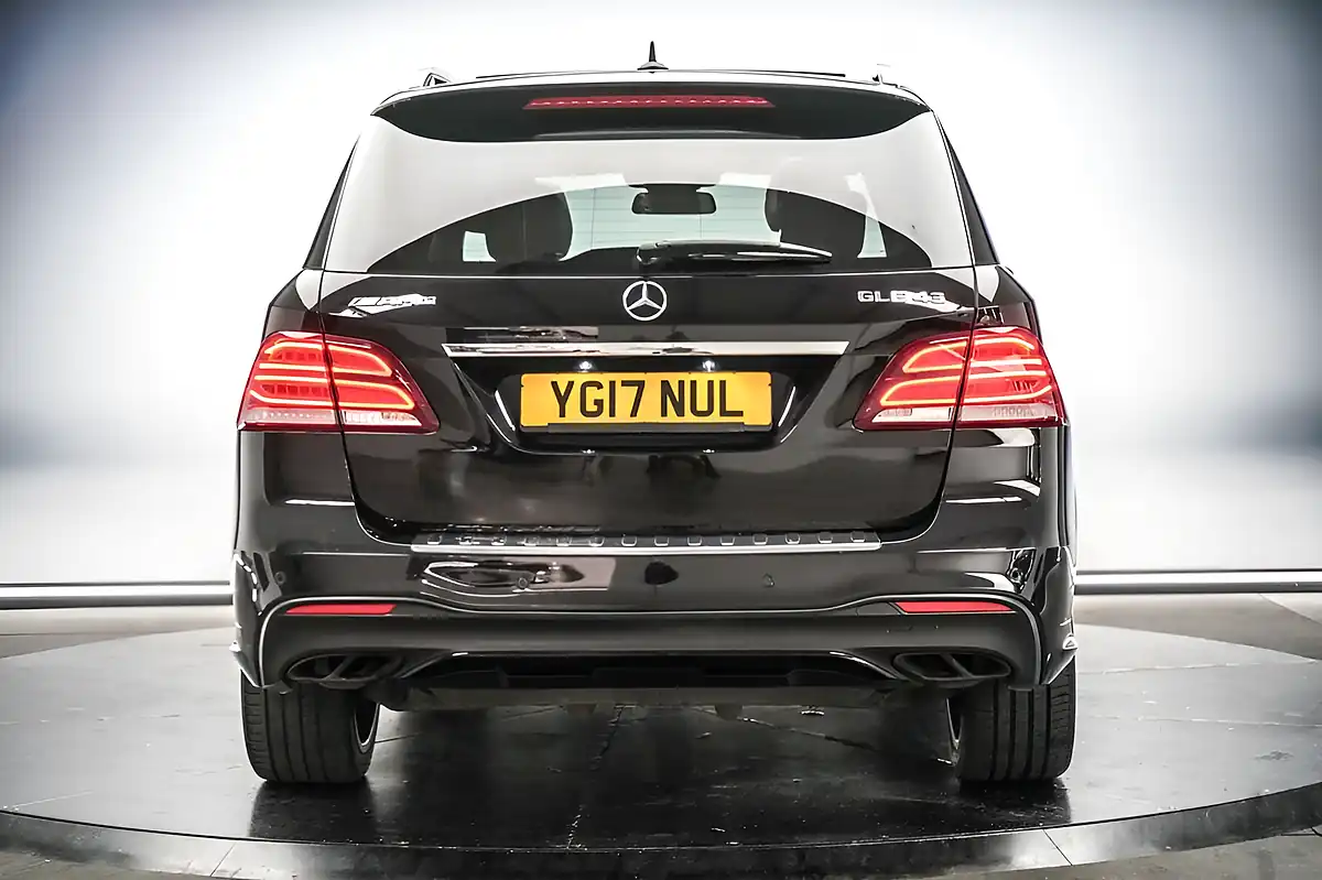 Used 2017 Mercedes-Benz Gle Premium Plus Black - Interior and Exterior details 10