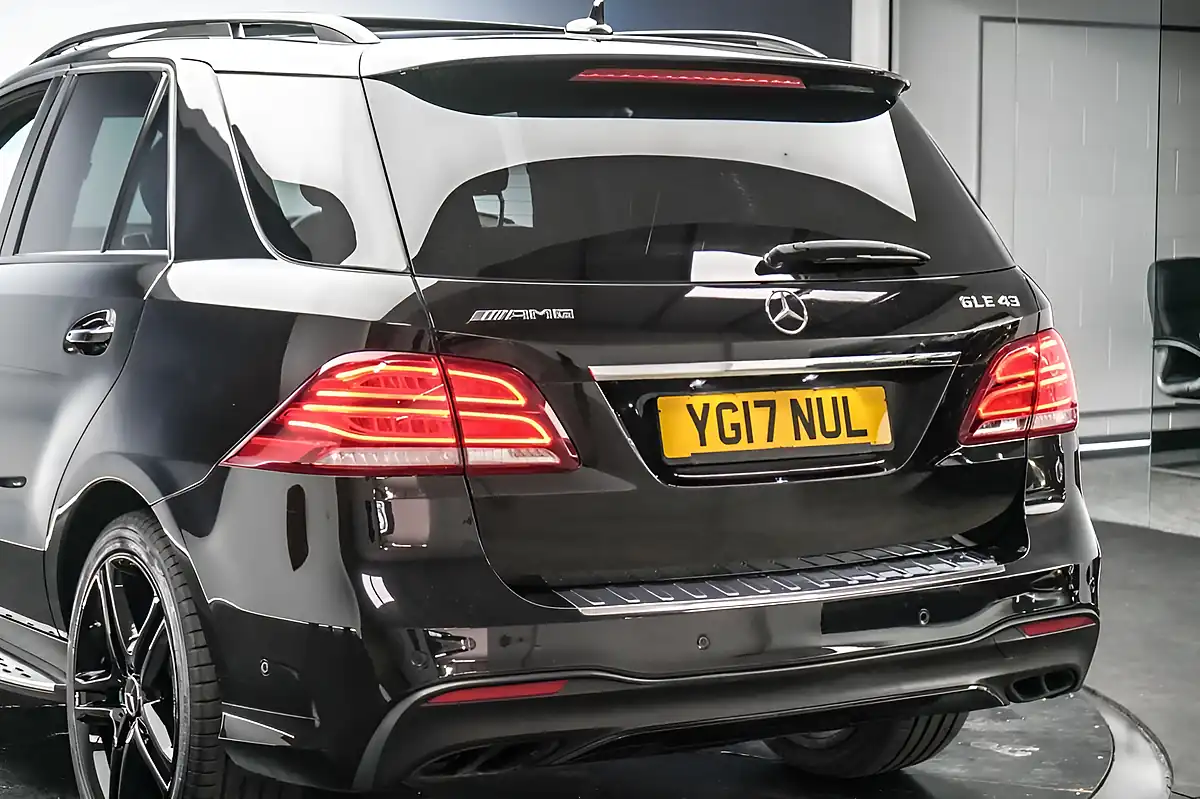 Used 2017 Mercedes-Benz Gle Premium Plus Black - Interior and Exterior details 12