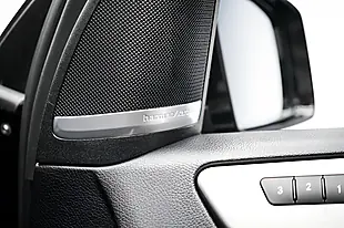 Used 2017 Mercedes-Benz Gle Premium Plus Black - Interior and Exterior details 16