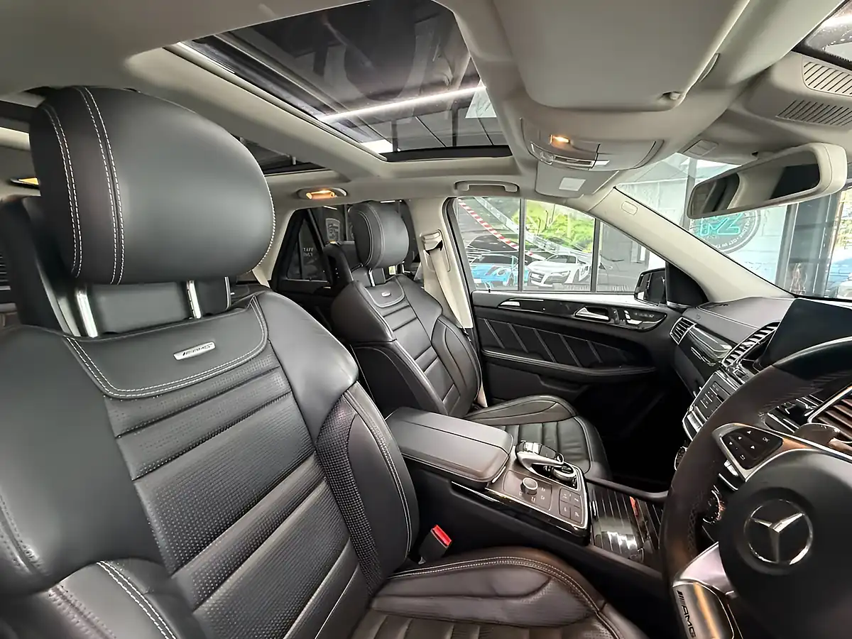 Used 2017 Mercedes-Benz Gle S (premium) White - Interior and Exterior details 17