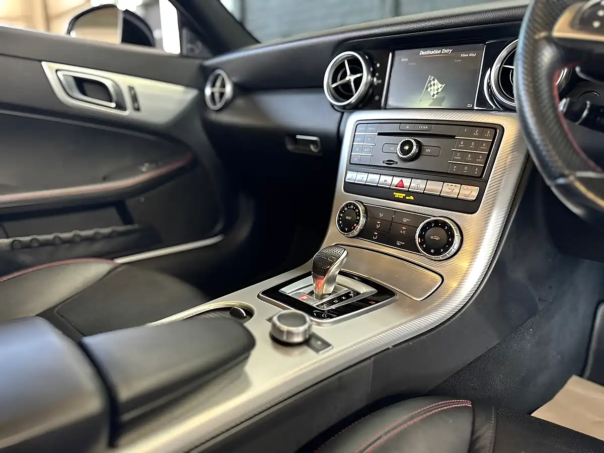 Used 2017 Mercedes-Benz Slc AMG Line Polar White - Interior and Exterior details 6