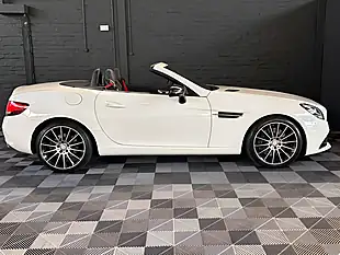 Used 2017 Mercedes-Benz Slc AMG Line Polar White - Interior and Exterior details 7