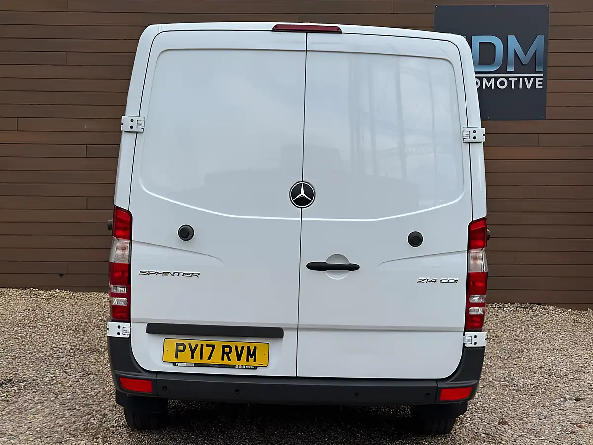 Used 2017 Mercedes-Benz Sprinter 214 White - Interior and Exterior details 4