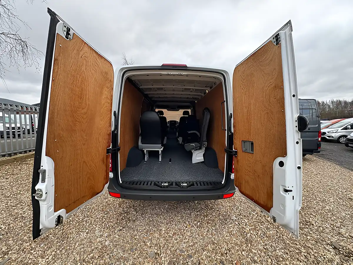 Used 2017 Mercedes-Benz Sprinter 214 White - Interior and Exterior details 5