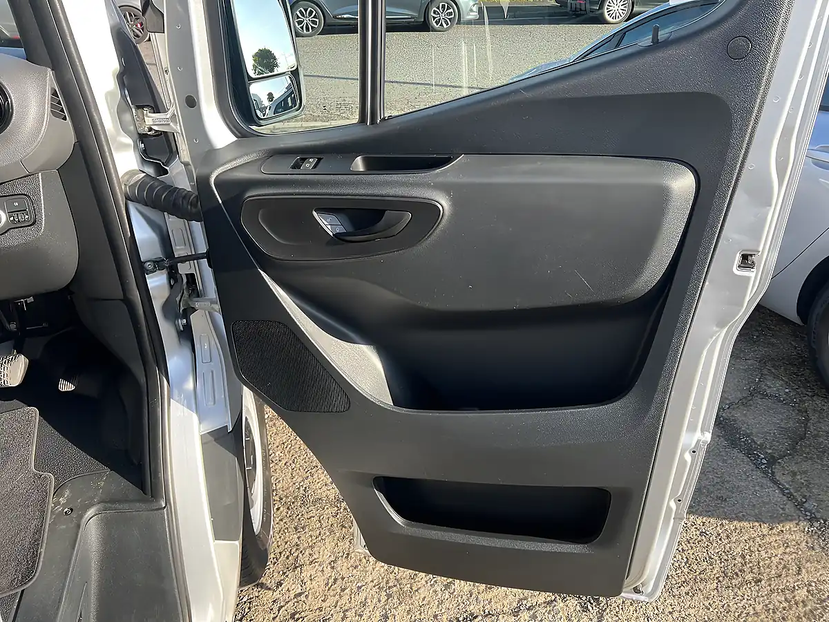 Used 2017 Mercedes-Benz Sprinter L3H2 Iridium Silver Met - Interior and Exterior details 15