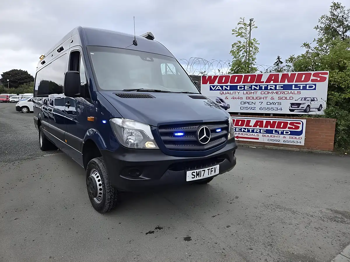 Used 2017 Mercedes-Benz Sprinter Lwb Blue - Interior and Exterior details 2
