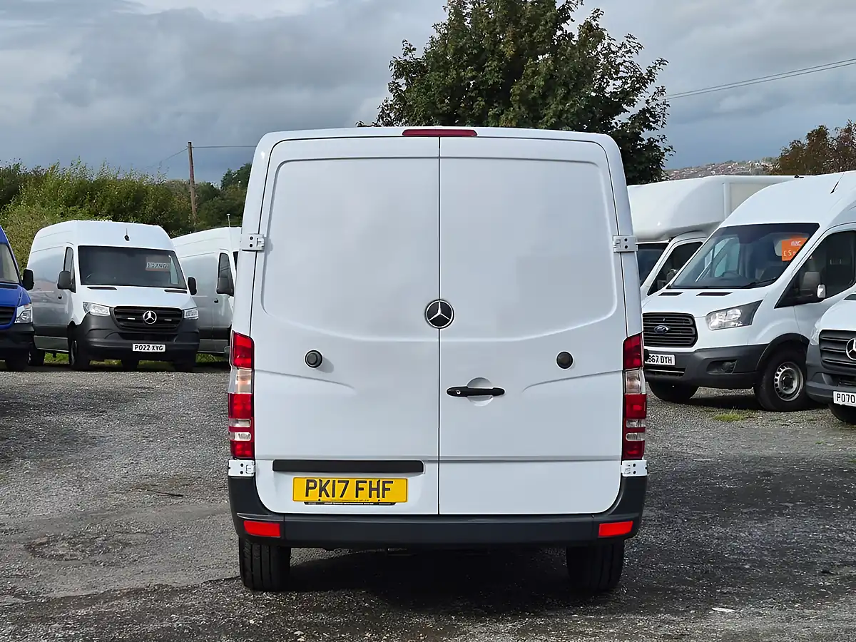Used 2017 Mercedes-Benz Sprinter Mwb Low Roof White - Interior and Exterior details 12