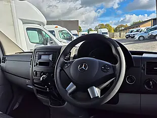 Used 2017 Mercedes-Benz Sprinter Mwb Low Roof White - Interior and Exterior details 9