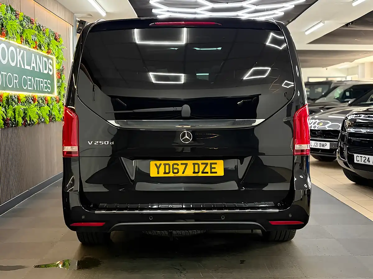 Used 2017 Mercedes-Benz V-Class AMG Line Lwb Black - Interior and Exterior details 10