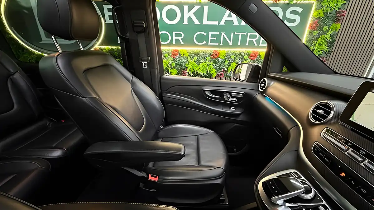 Used 2017 Mercedes-Benz V-Class AMG Line Lwb Black - Interior and Exterior details 18