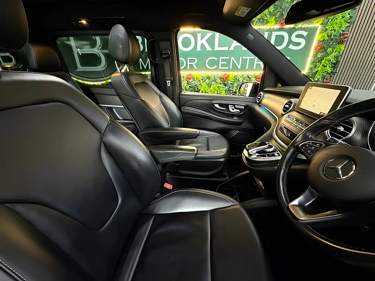 Used 2017 Mercedes-Benz V-Class AMG Line Lwb Black - Interior and Exterior details 4