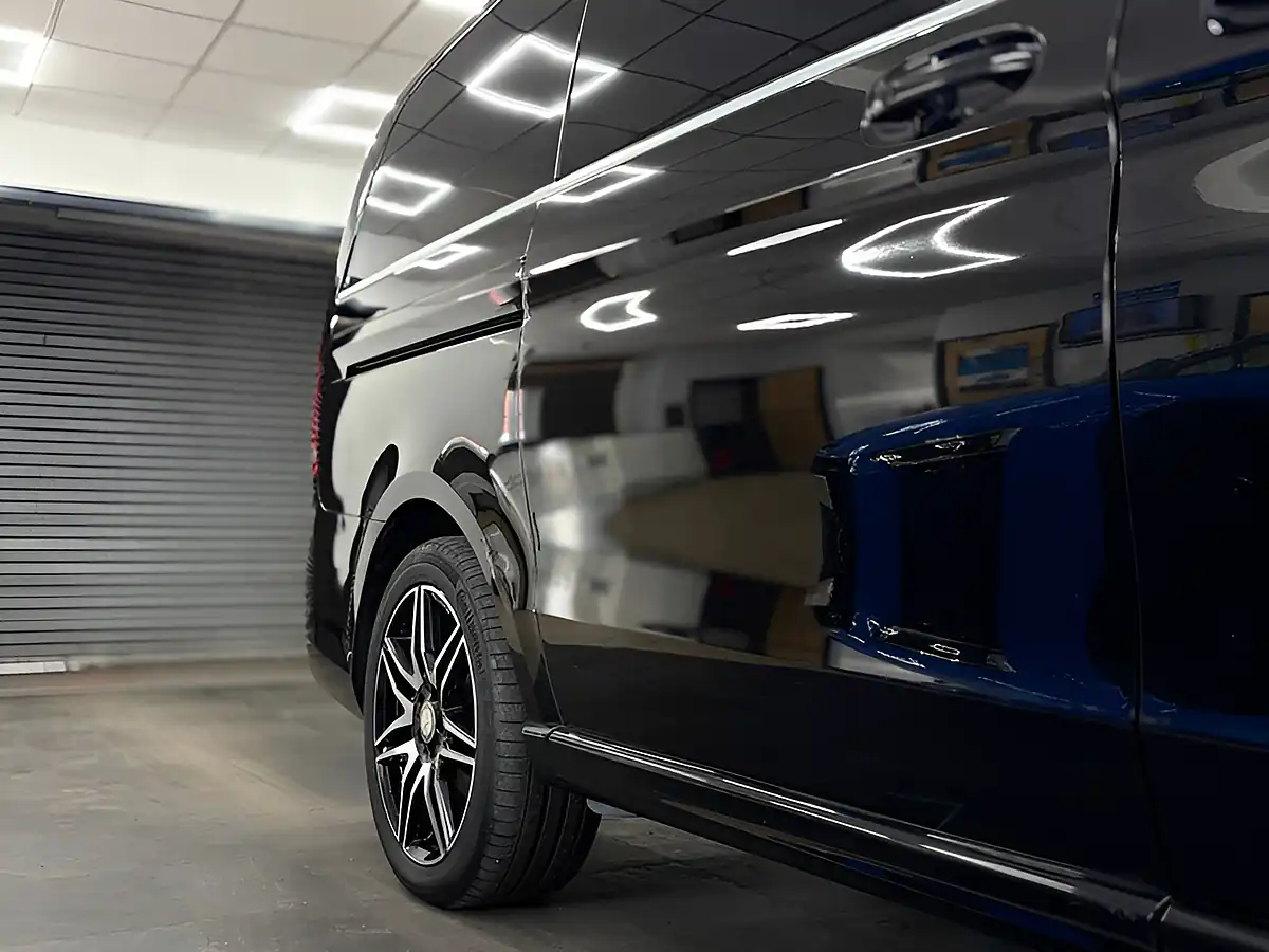 Used 2017 Mercedes-Benz V-Class AMG Line Lwb Black - Interior and Exterior details 16