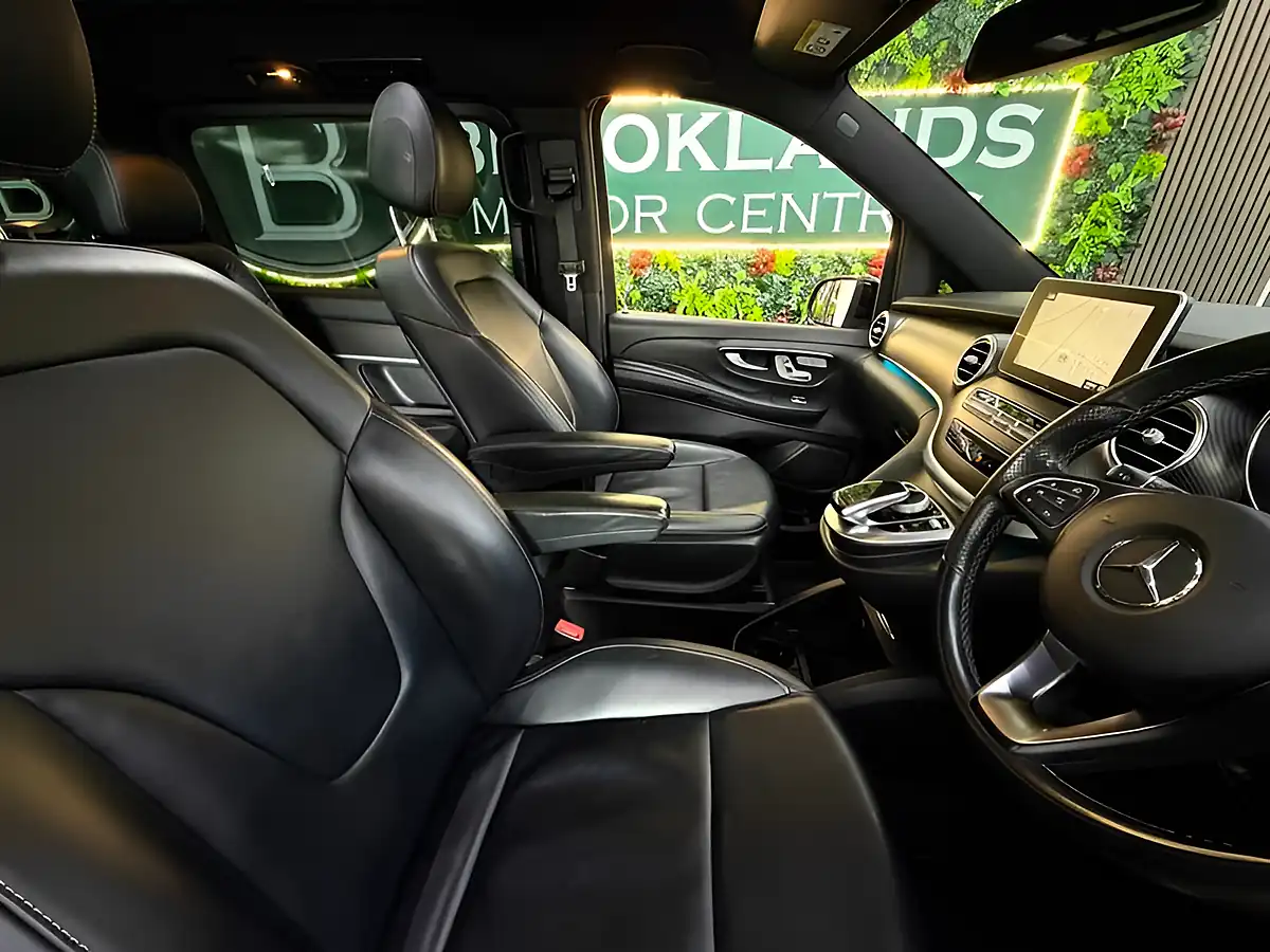 Used 2017 Mercedes-Benz V-Class AMG Line Lwb Black - Interior and Exterior details 4