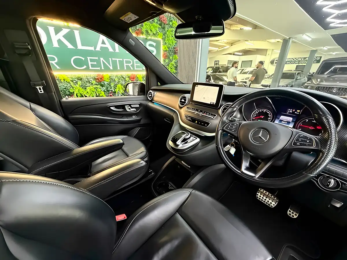 Used 2017 Mercedes-Benz V-Class AMG Line Lwb Black - Interior and Exterior details 5