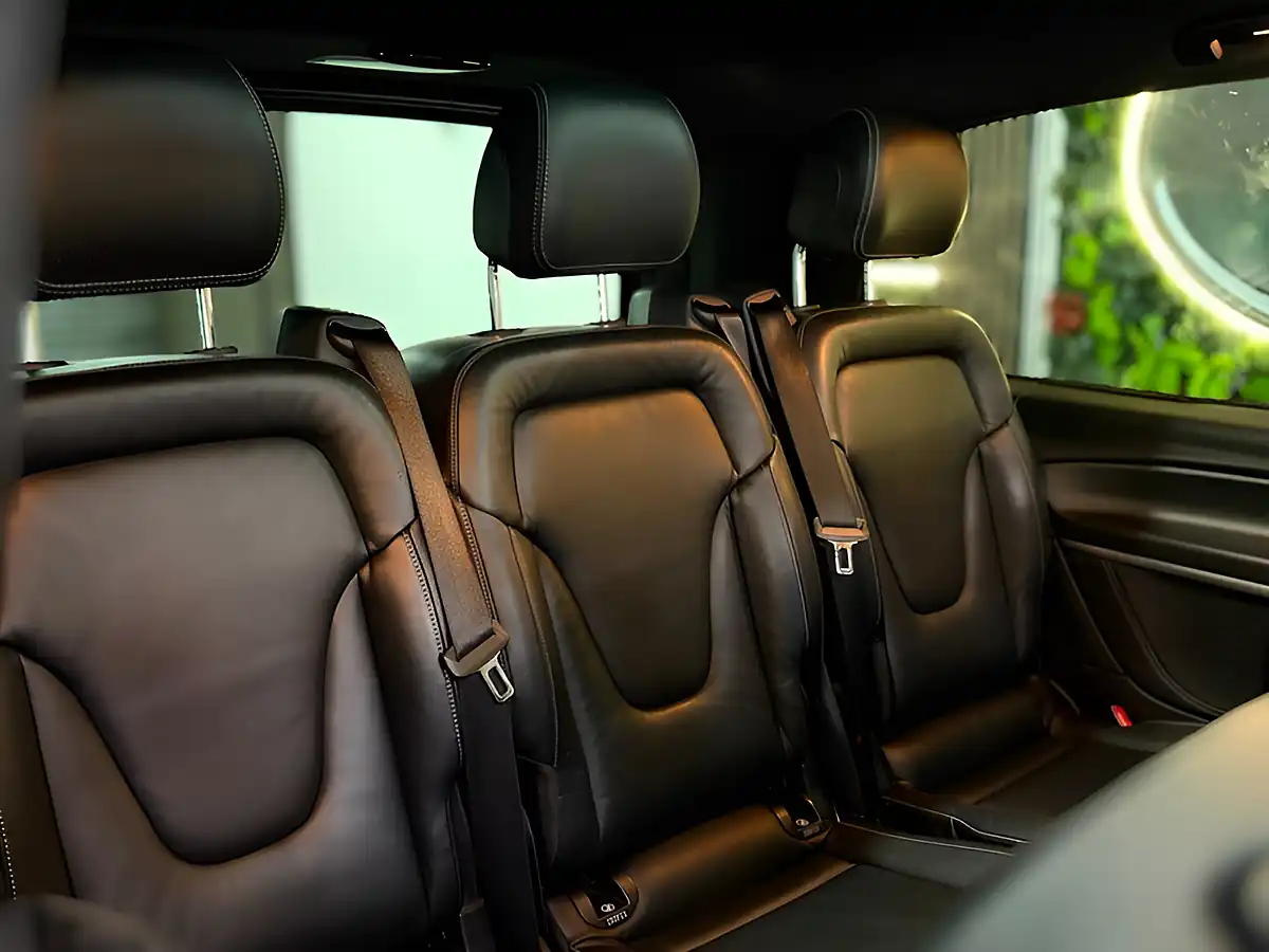 Used 2017 Mercedes-Benz V-Class AMG Line Lwb Black - Interior and Exterior details 8