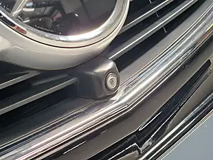 Used 2017 Mercedes-Benz V-Class Se Obsidian Black - Interior and Exterior details 9