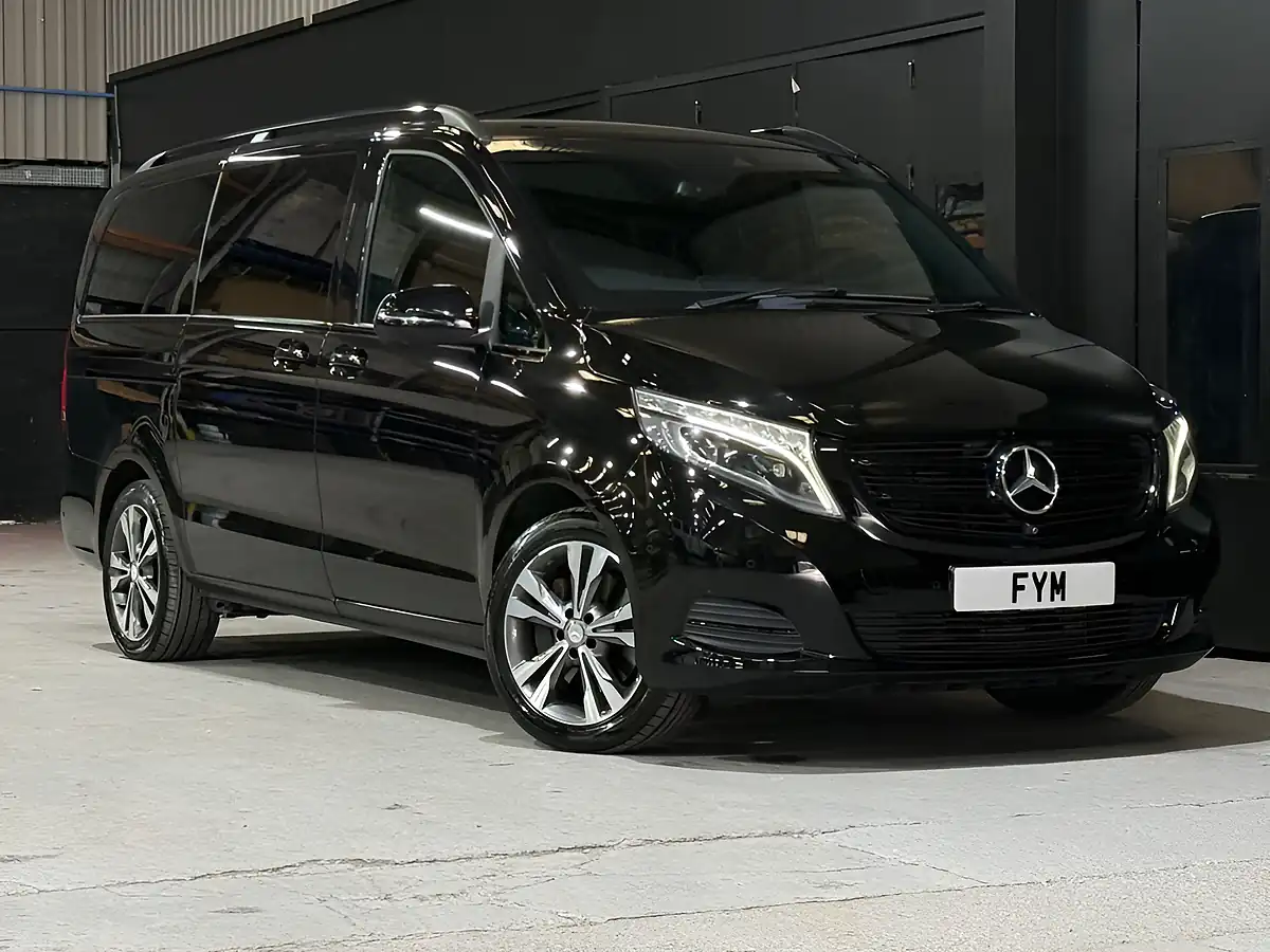 Used 2017 Mercedes-Benz V-Class Sport Black - Front View