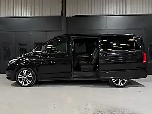 Used 2017 Mercedes-Benz V-Class Sport Black - Interior and Exterior details 11