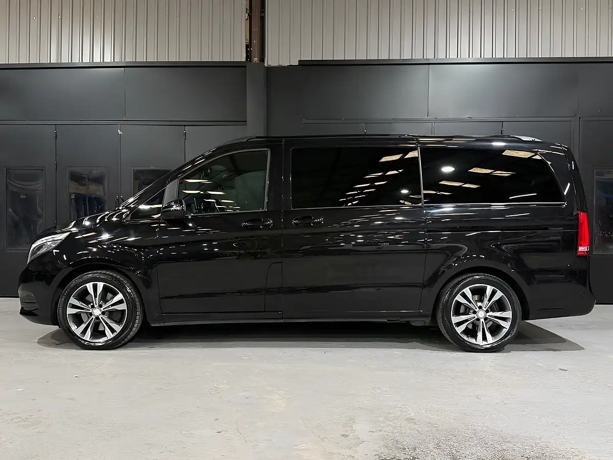 Used 2017 Mercedes-Benz V-Class Sport Black - Interior and Exterior details 12